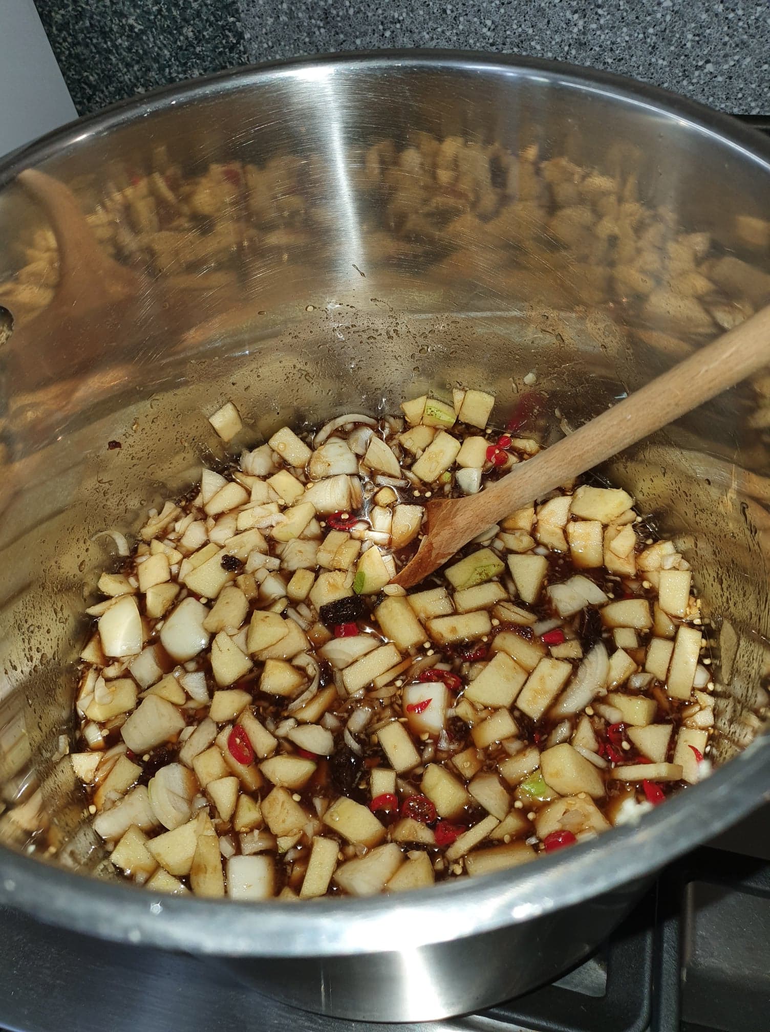 Chutney being cooked, 5 mins